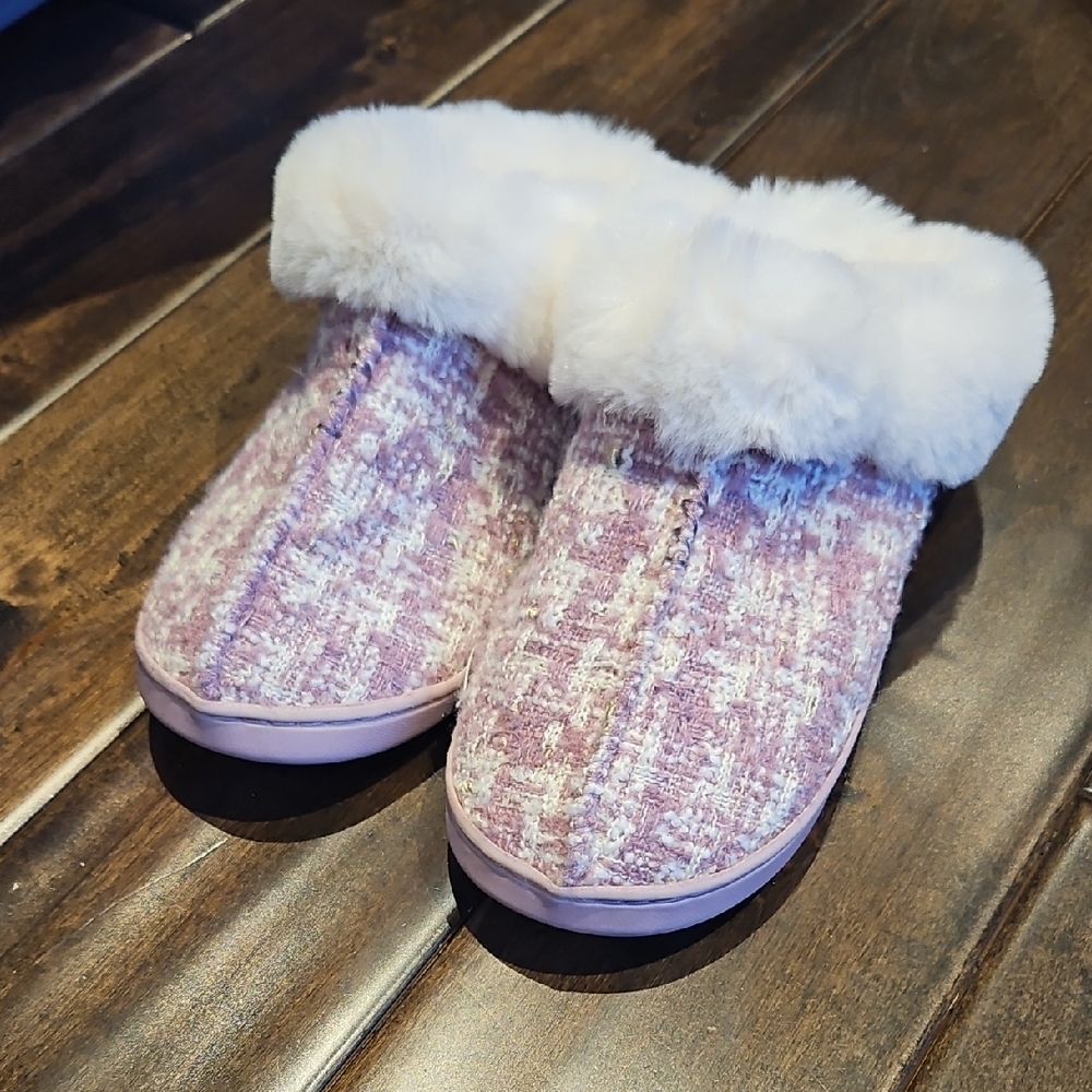 Cozy Women's Slippers with Faux Fur Lining